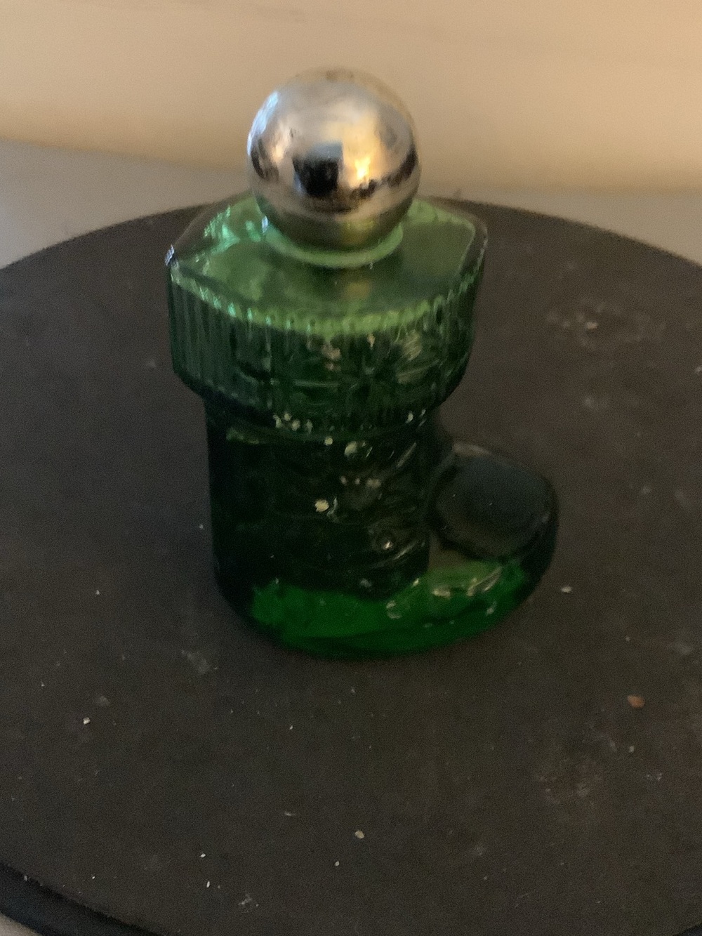 Green Glass Decanter Boot-Shaped Perfume Bottle with Silver Cap
